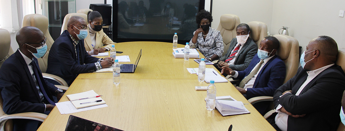 BHP and TESA delegation (right) discussing the country’s application for EDCTP Council membership at the Ministry of Foreign Affairs Boardroom with the ministry officials.
